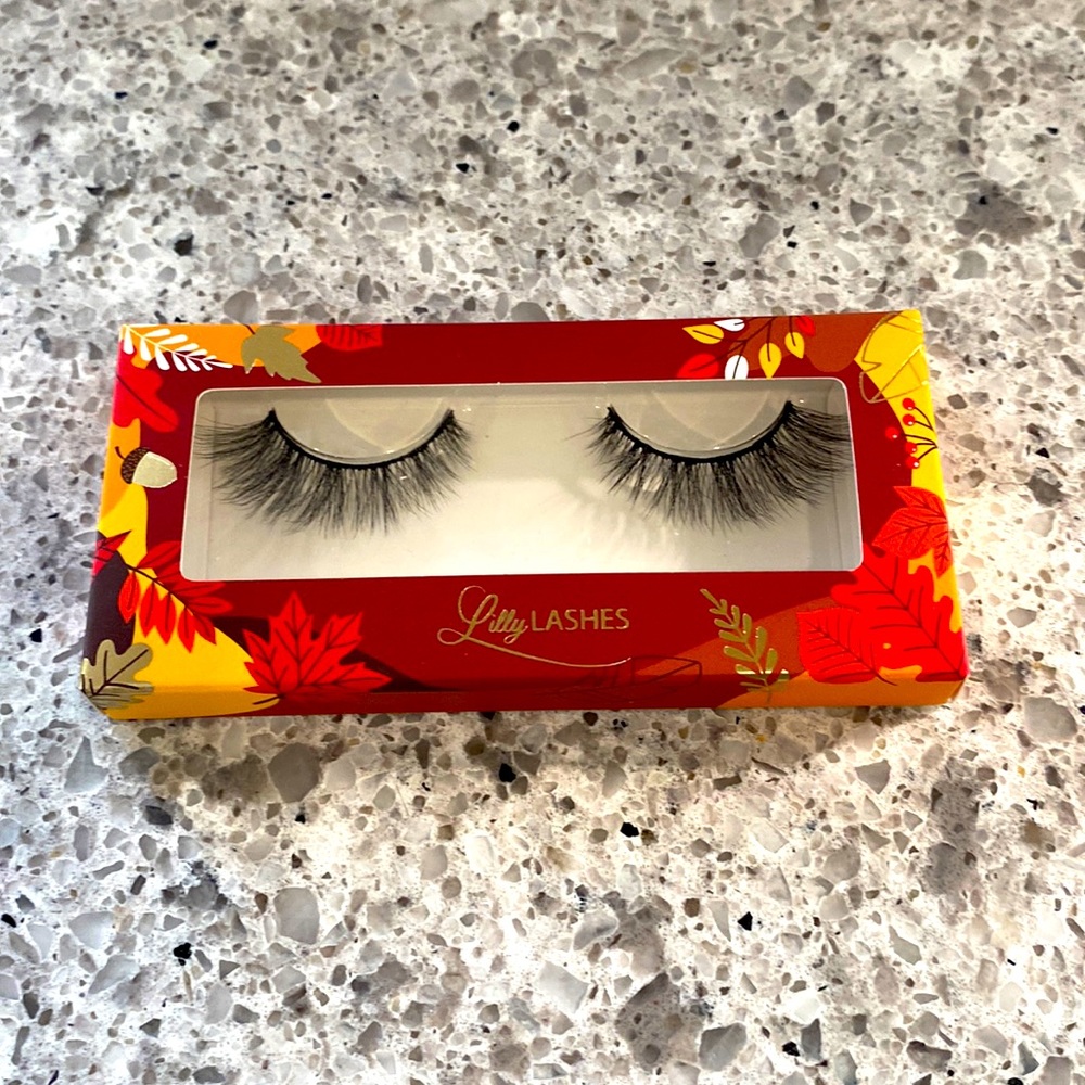 Lilly Lashes